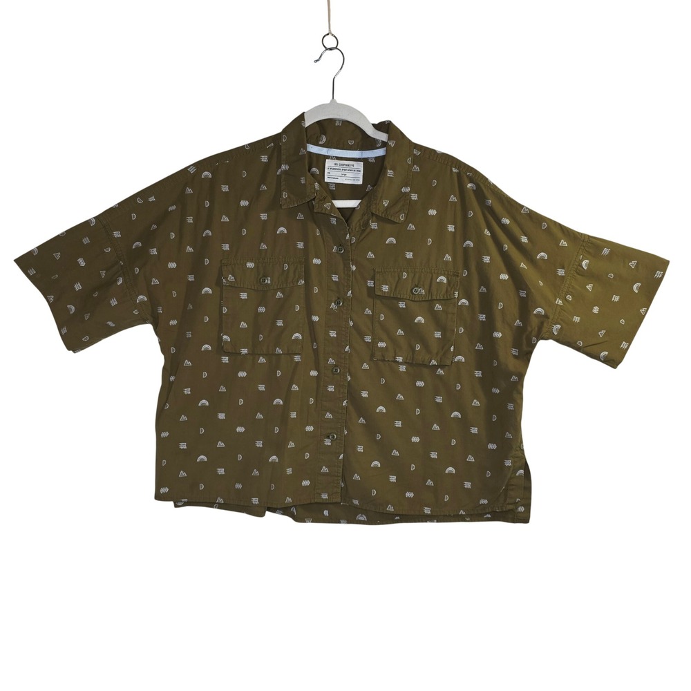 REI Cooperative L Olive‎ Green Short SleeveButton Up EmbroideredRainbow Mountain